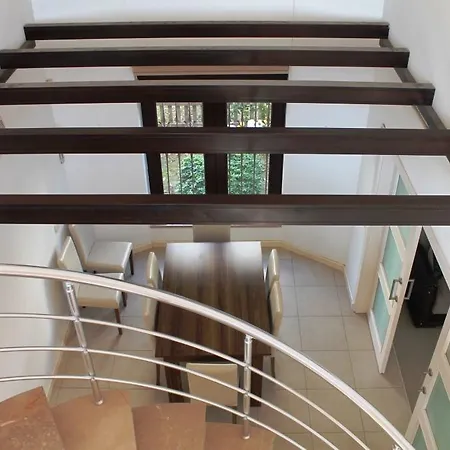 Villa Pearl